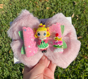 Cindy Lou Who 6” Bow with Clay Centers