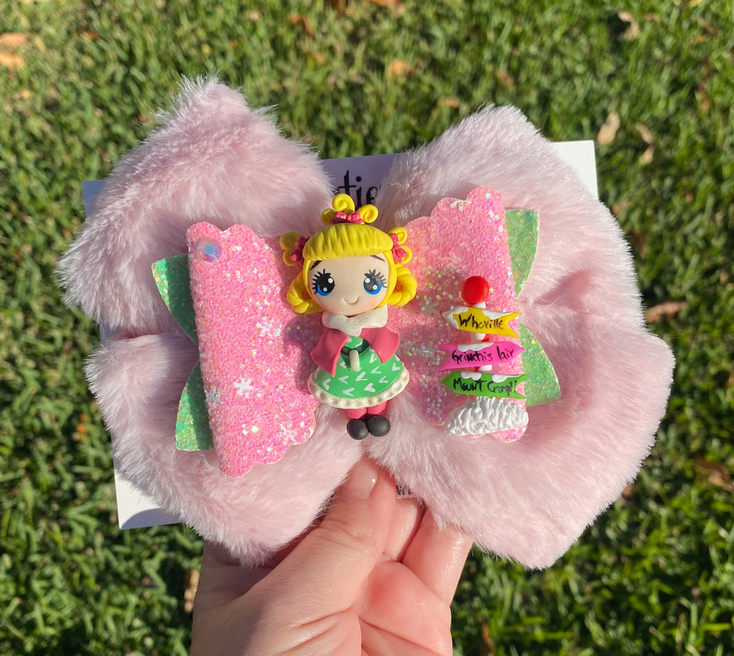 Cindy Lou Who 6” Bow with Clay Centers