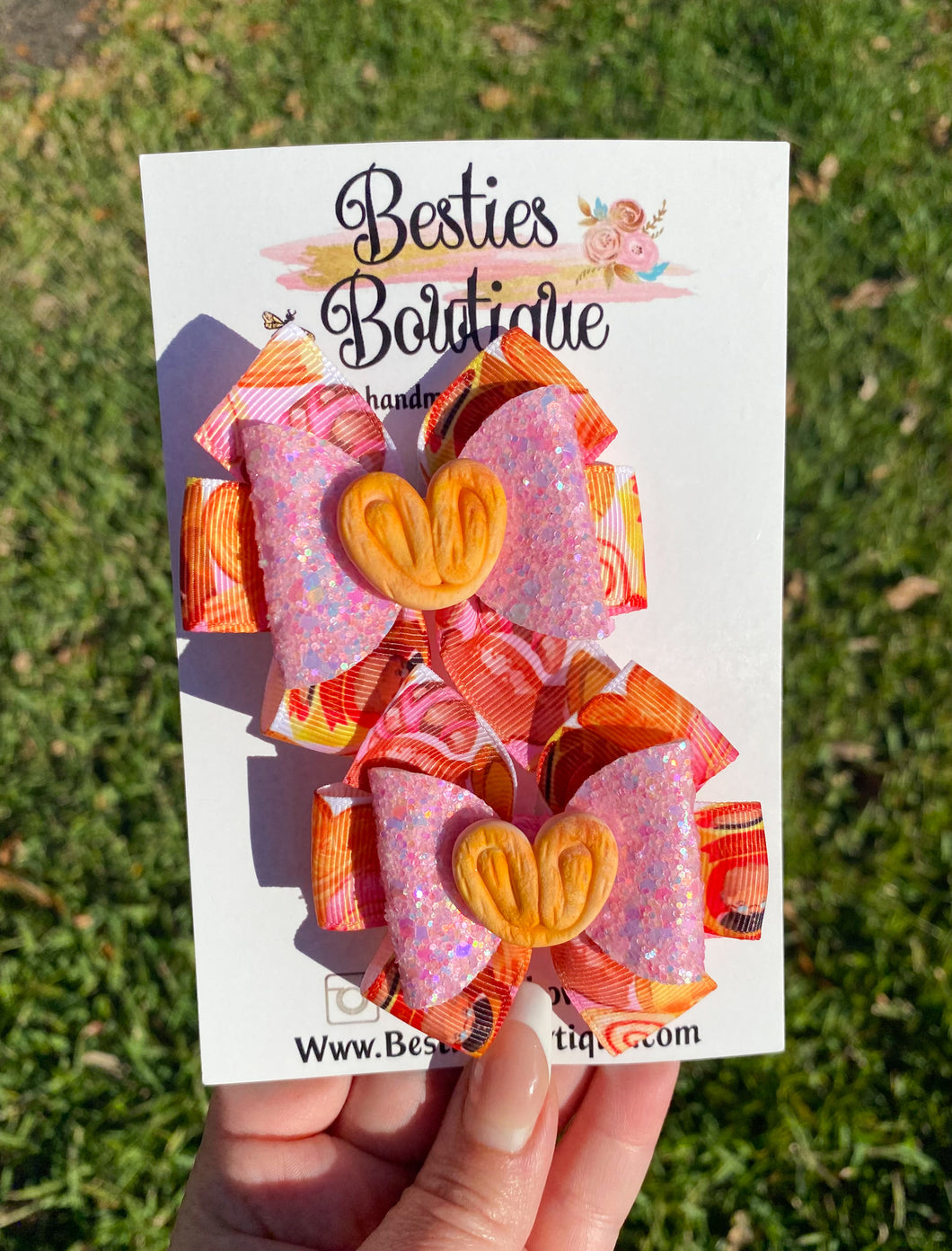 Pan Dulce 3” Ribbon Piggy Set with Clay Center