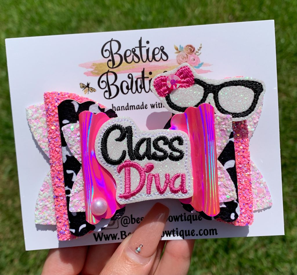 Class Diva 4.5” Bow