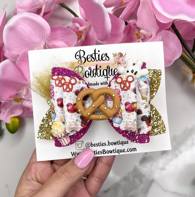 Disney Foodie 4.5” Bow with Clay Center